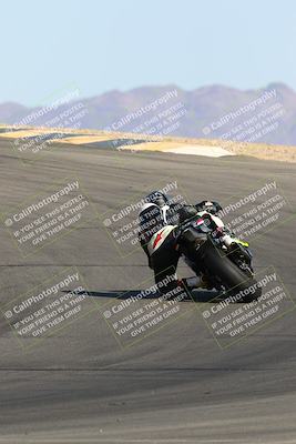 media/May-14-2022-SoCal Trackdays (Sat) [[7b6169074d]]/Turn 10 Backside (9am)/